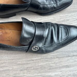 Gucci Men’s Black Leather Slip-On Loafers with Silver GG Accent